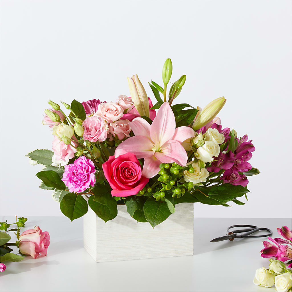 Sweetberry Box – A Florist Original – FRUIT & FLOWER CREATIONS, Portland OR