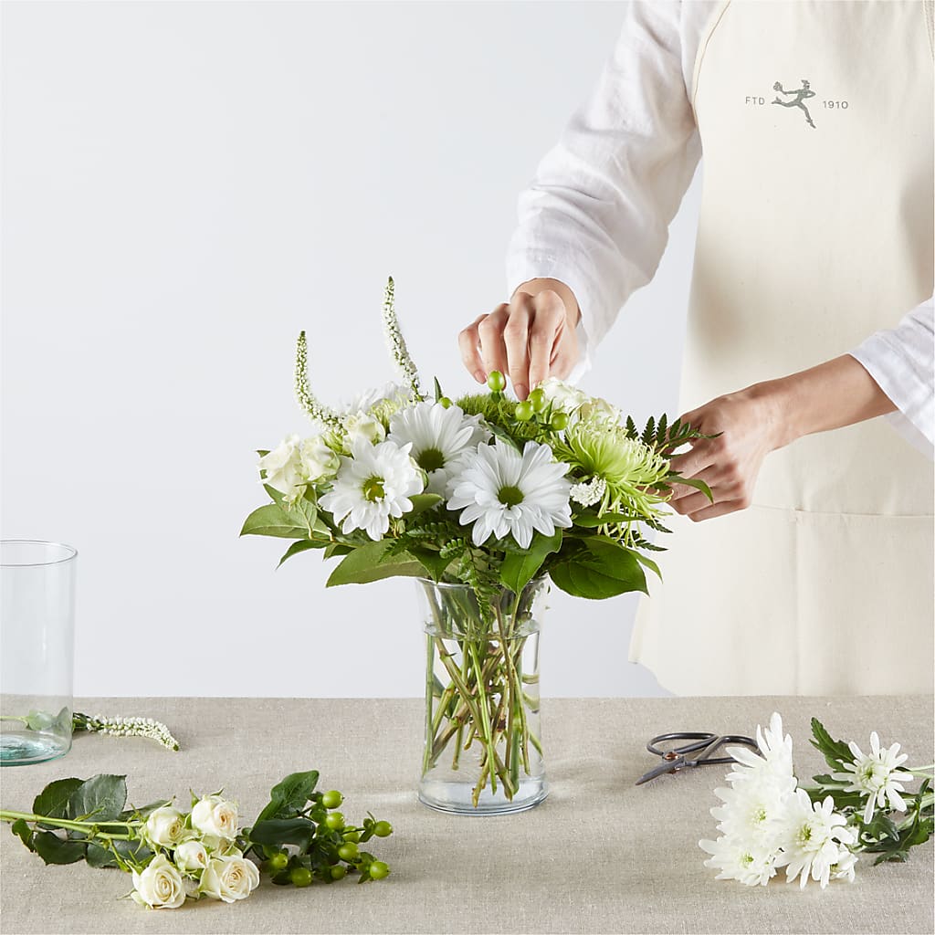 Irish Garden - A Florist Original – FRUIT & FLOWER CREATIONS, Portland OR