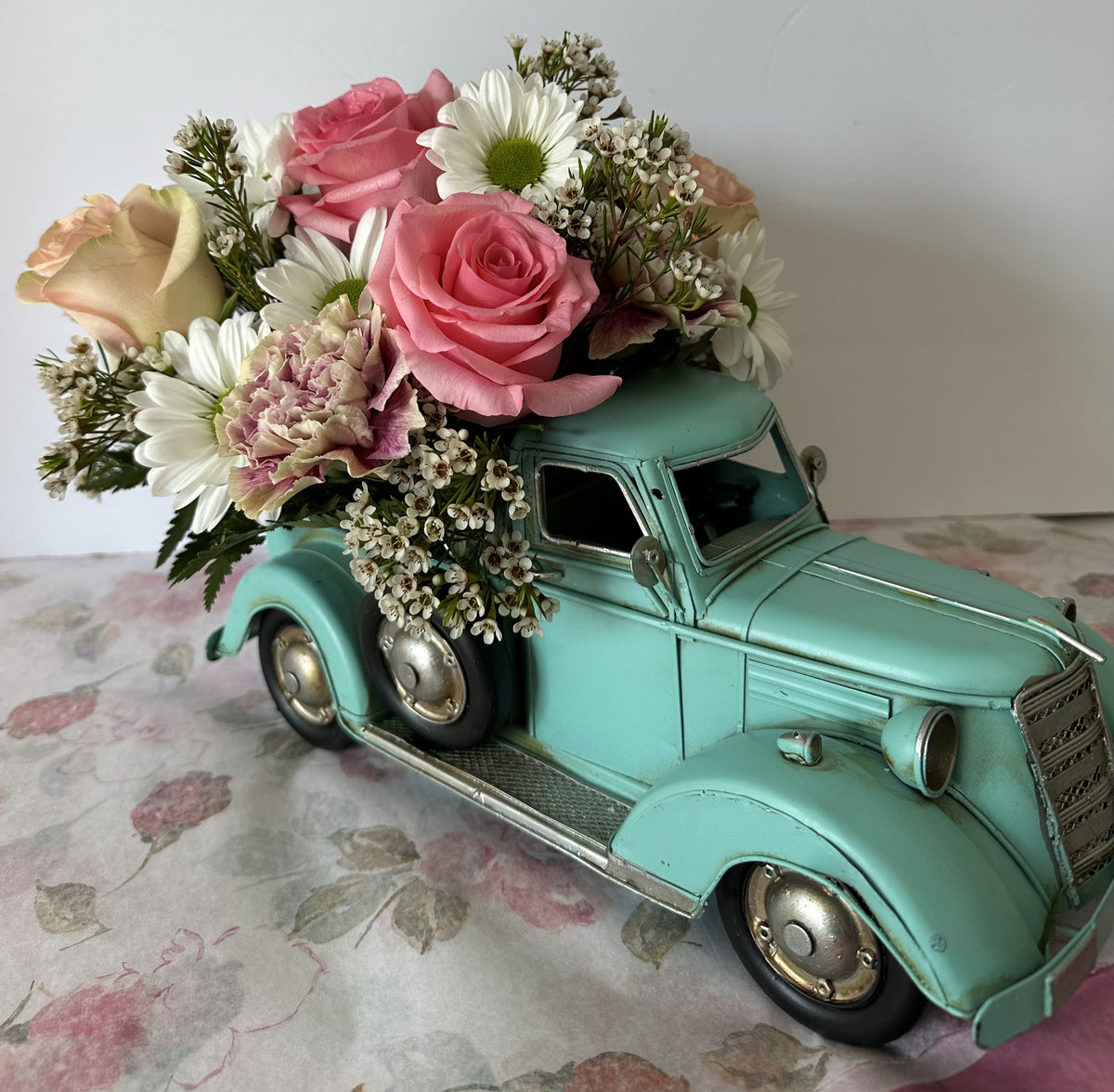 Vintage Bloom Truck Arrangement – FRUIT & FLOWER CREATIONS, Portland OR