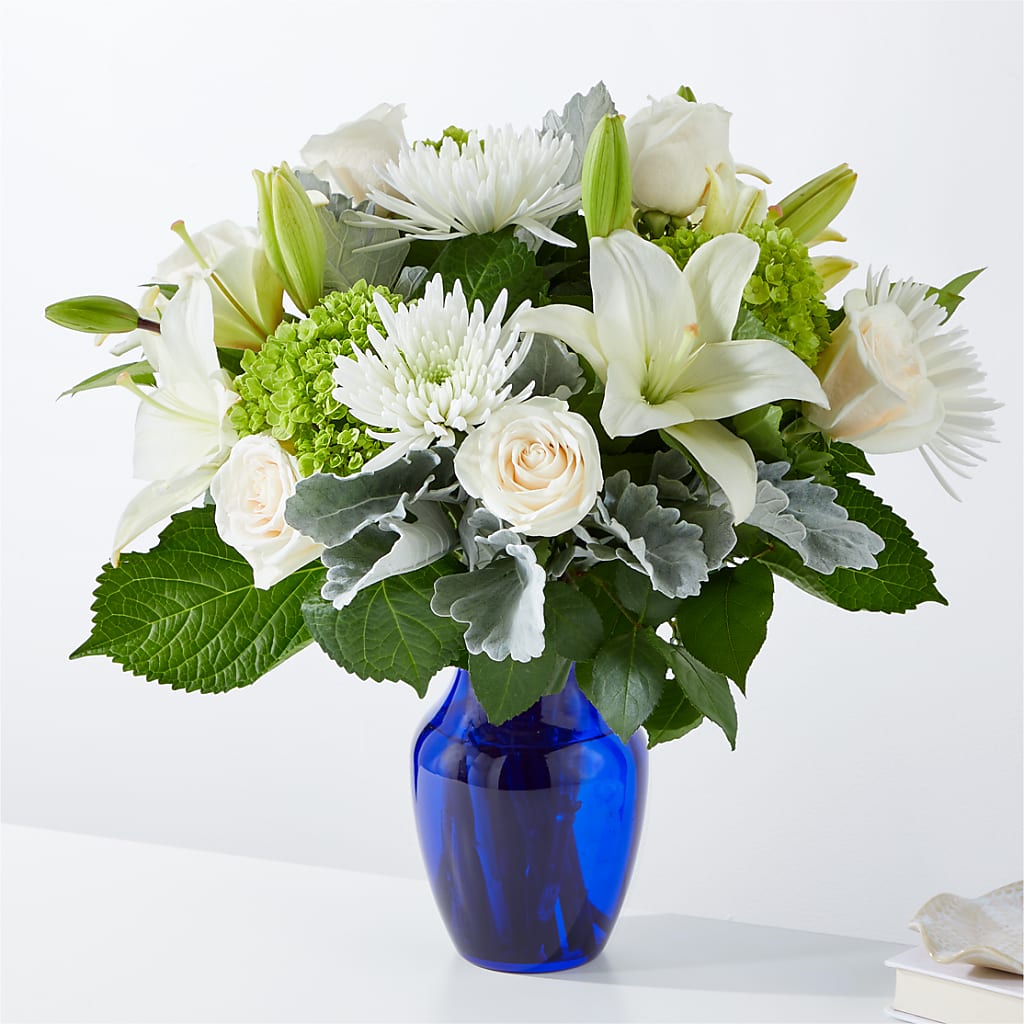 Snowy Dreams Bouquet – FRUIT & FLOWER CREATIONS, Portland OR