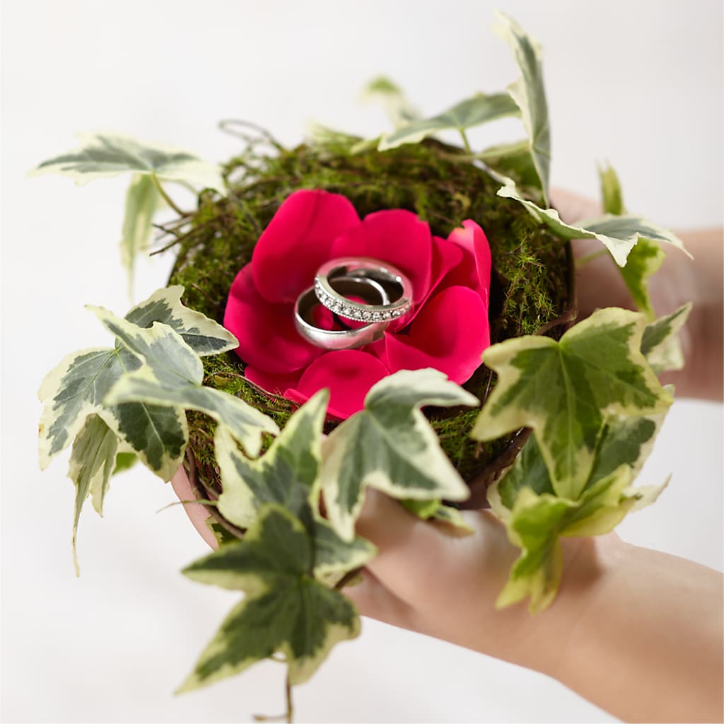 Lila Rose Ring Nest – FRUIT & FLOWER CREATIONS, Portland OR