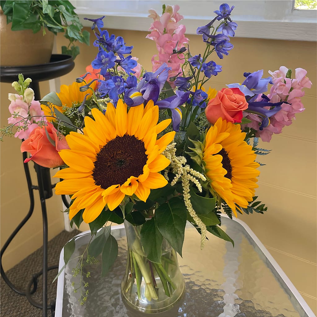 Rays of Life Bouquet – FRUIT & FLOWER CREATIONS, Portland OR