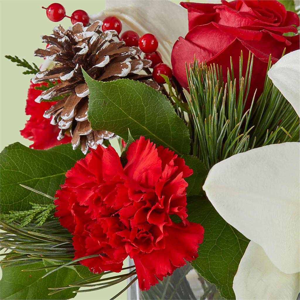Glistening Icicles Bouquet – FRUIT & FLOWER CREATIONS, Portland OR