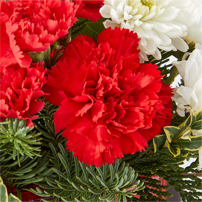Christmas Market Bouquet – FRUIT & FLOWER CREATIONS, Portland OR