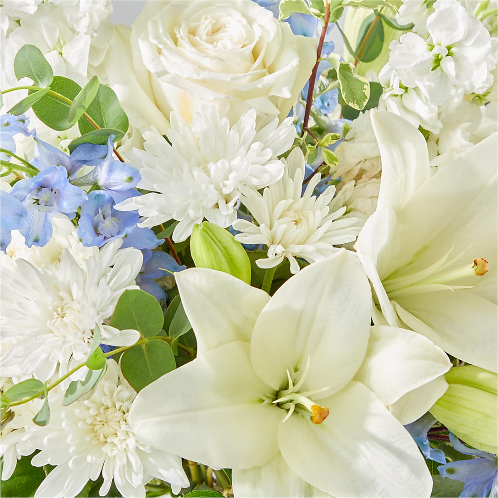 Peace of Mind Bouquet – FRUIT & FLOWER CREATIONS, Portland OR