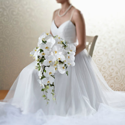 Classic White Bouquet – FRUIT & FLOWER CREATIONS, Portland OR