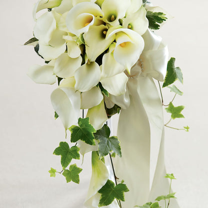White Chapel Bouquet – FRUIT & FLOWER CREATIONS, Portland OR
